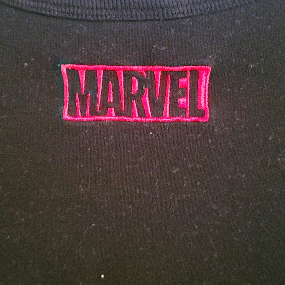 Disney Parks‎ Marvel Avengers Pullover Womens Sweatshirt Size Small